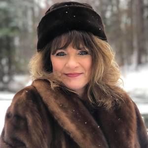 Meet your Posher, Darlene